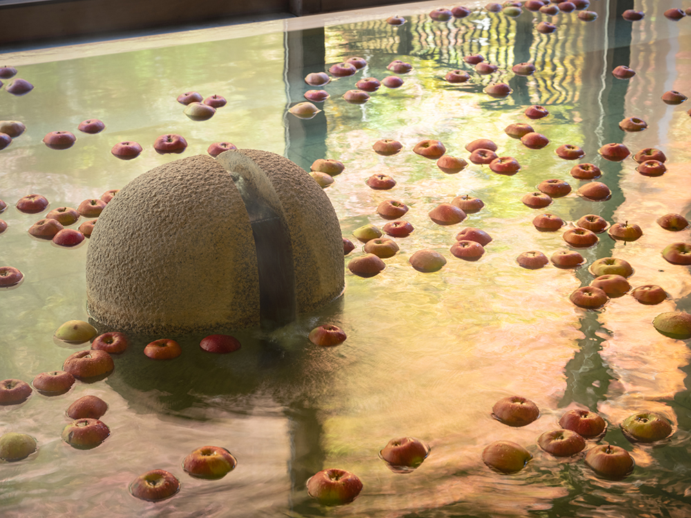 秋の風物詩 りんご湯で、香りに包まれるひととき