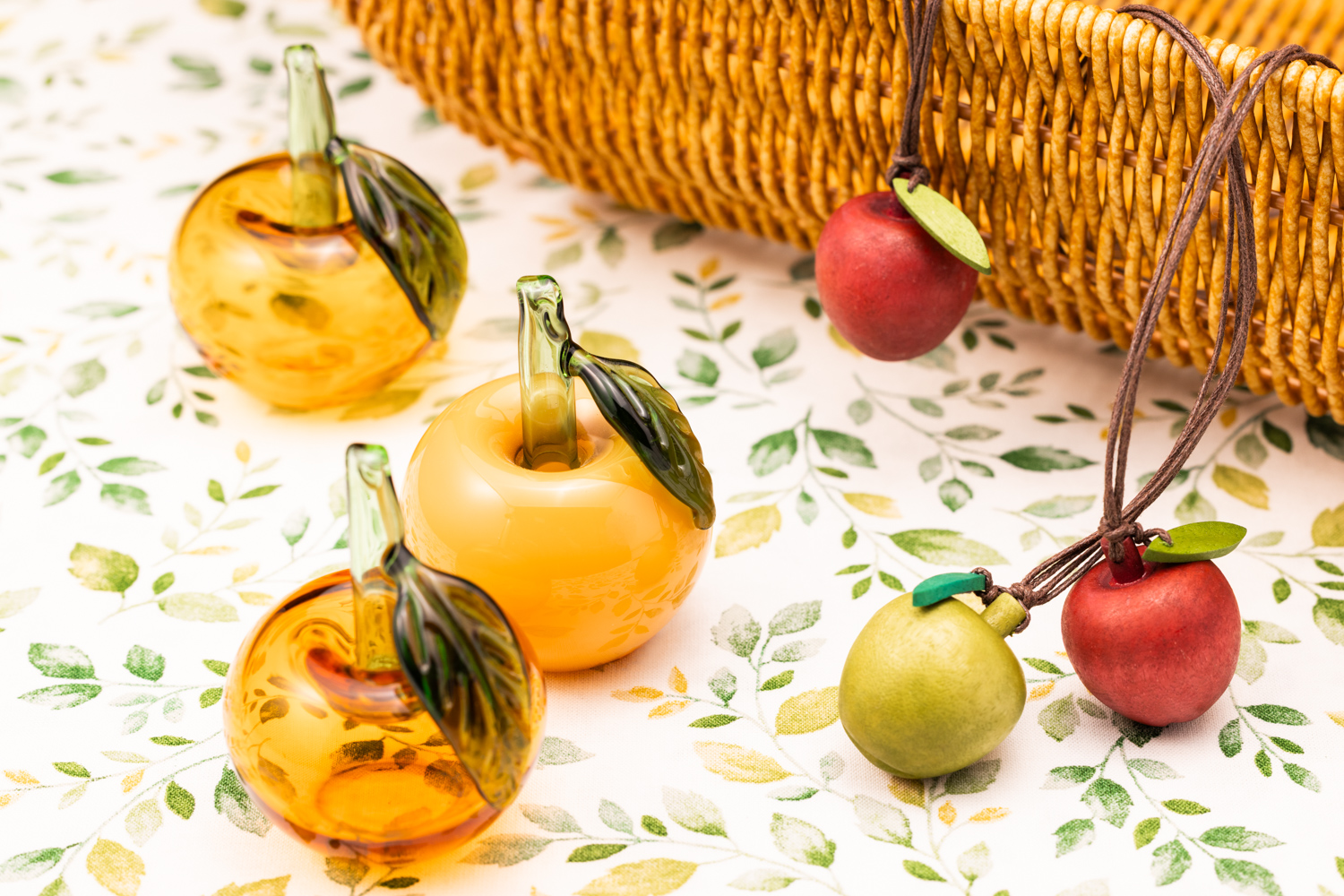 ハルニレテラスで楽しむ、りんごモチーフの秋アイテム