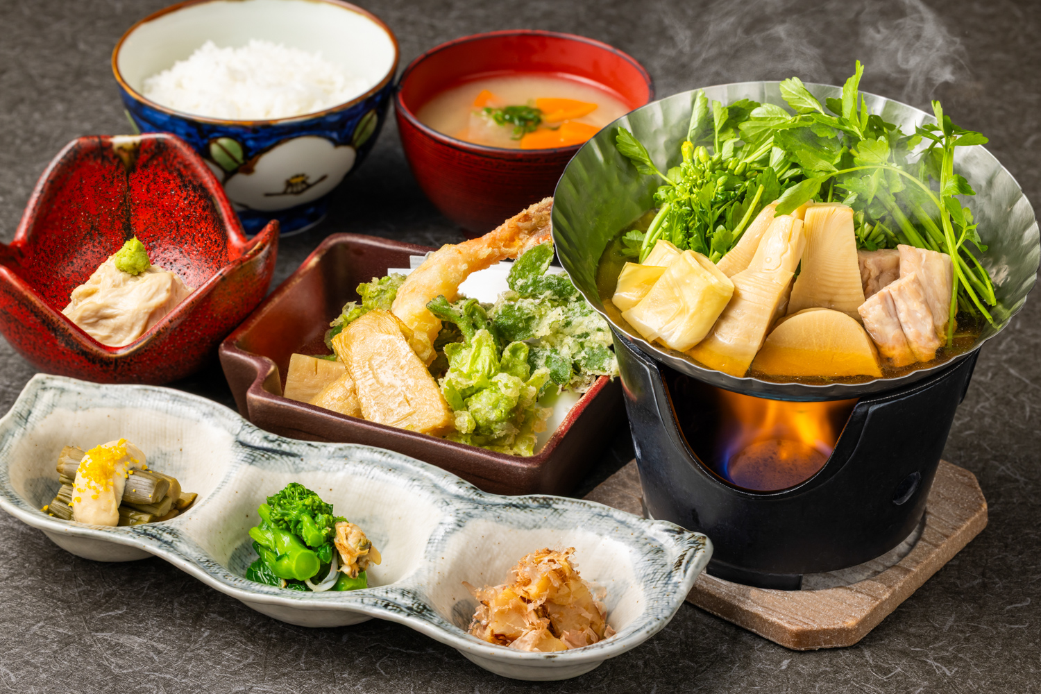 春の味覚を楽しむ「山菜と和牛フェア」